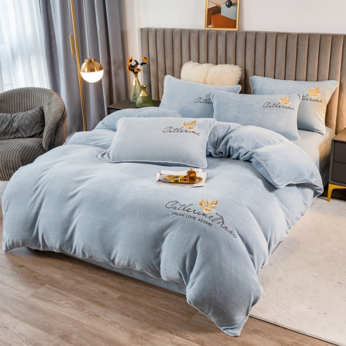 91家纺网 家纺一手货源 找家纺 （总）慕尚 2022新款高克重牛奶绒刺绣四件套