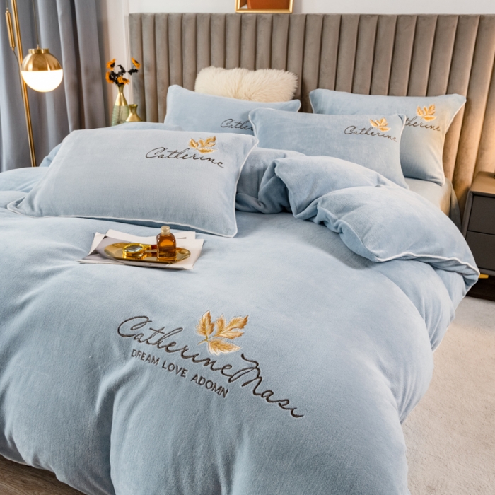 91家纺网 家纺一手货源 找家纺 慕尚 2022新款高克重牛奶绒刺绣四件套 洛卡-白云石