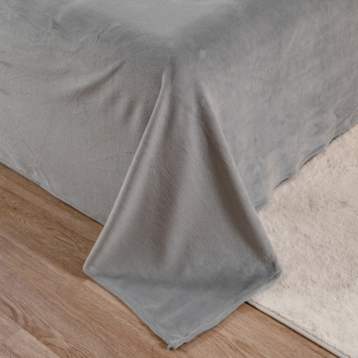 91家纺网 家纺一手货源 找家纺 慕尚 2022新款高克重牛奶绒刺绣四件套 洛卡-高级灰