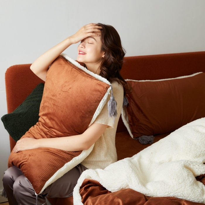 91家纺网 家纺一手货源 找家纺 六巷胡同  2021新款复古轻奢风意大利灯芯绒四件套 可可咖