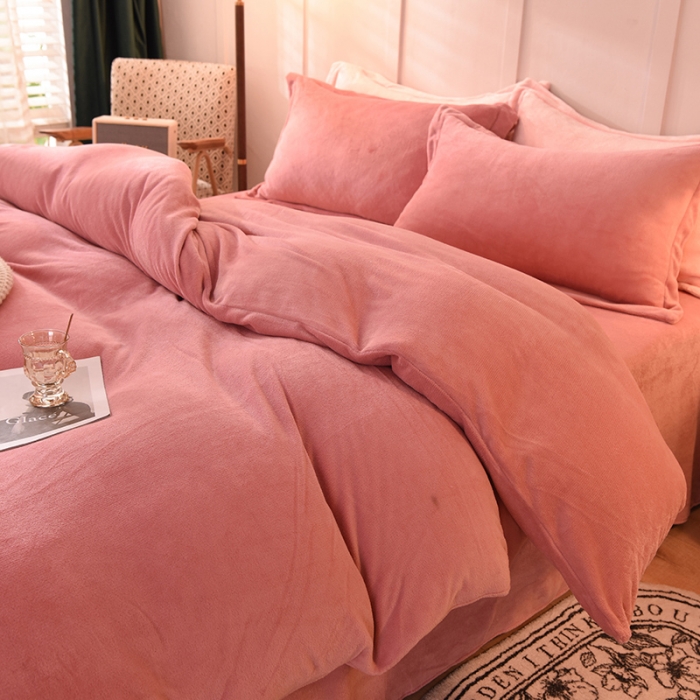 91家纺网 家纺一手货源 找家纺 艾米家居  2021新款纯色拼色牛奶绒系列四件套 豆沙