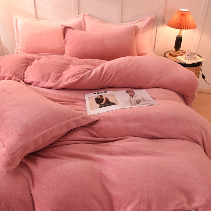 91家纺网 家纺一手货源 找家纺 艾米家居  2021新款纯色拼色牛奶绒系列四件套 豆沙