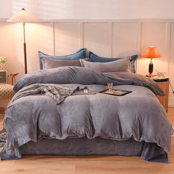 91家纺网 家纺一手货源 找家纺 艾米家居  2021新款纯色拼色牛奶绒系列四件套 灰