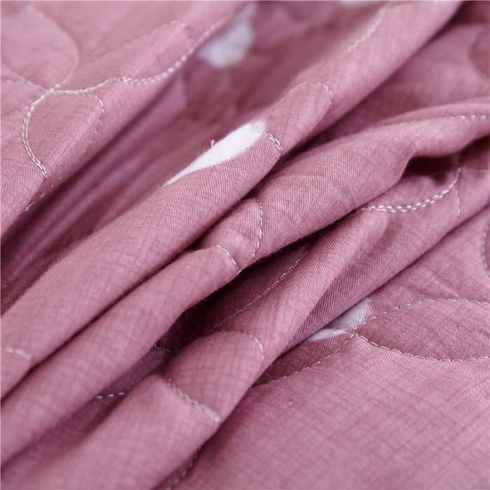 91家纺网 家纺一手货源 找家纺 纽缦 2021新款上下边单件夹棉床裙 甜点日记