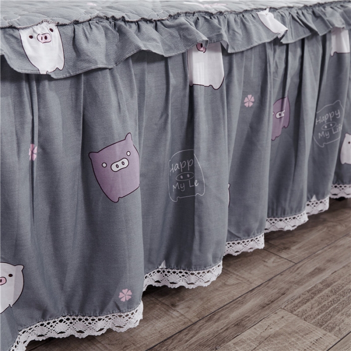 91家纺网 家纺一手货源 找家纺 纽缦 2021新款上下边单件夹棉床裙 小猪宝宝