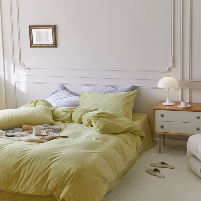 91家纺网 家纺一手货源 找家纺 2021新款高克重北欧风牛奶绒天鹅绒法莱绒四件套 牛油果绿