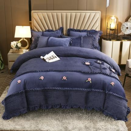 91家纺网 家纺一手货源 找家纺 兴美佳 魔法绒手工盘花四件套-三花争艳