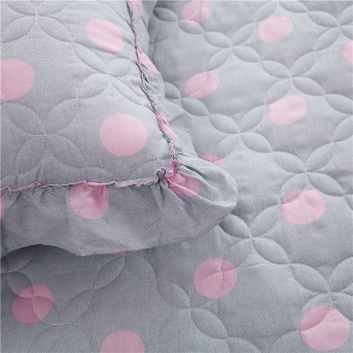 91家纺网 家纺一手货源 找家纺 纽缦 2021新款上下边夹棉单枕套 粉波点