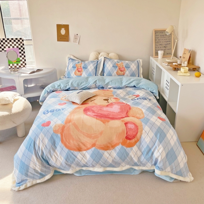 91家纺网 家纺一手货源 找家纺 圆岛家纺 新款冬季数码印花高档婴儿绒兔兔绒四件套 睡睡熊