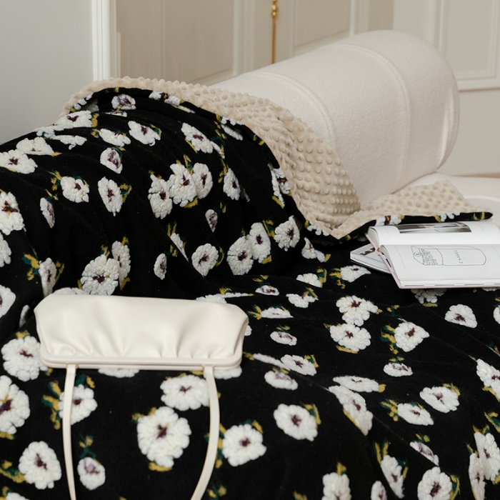 91家纺网 家纺一手货源 找家纺 （总）圆岛家纺  新款复古高克重羊毛绒混纺提花豆豆绒毛毯