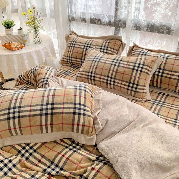 91家纺网 家纺一手货源 找家纺 金爱家 2021新款250克牛奶绒四件套 巴宝莉