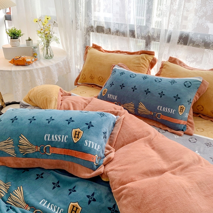 91家纺网 家纺一手货源 找家纺 金爱家 2021新款250克牛奶绒四件套 多彩