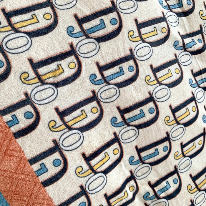 91家纺网 家纺一手货源 找家纺 金爱家 2021新款250克牛奶绒四件套 时尚DJ