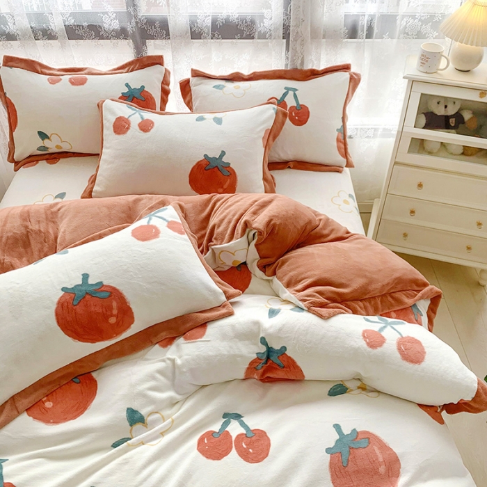 91家纺网 家纺一手货源 找家纺 金爱家 2021新款250克牛奶绒四件套 喜气洋洋白