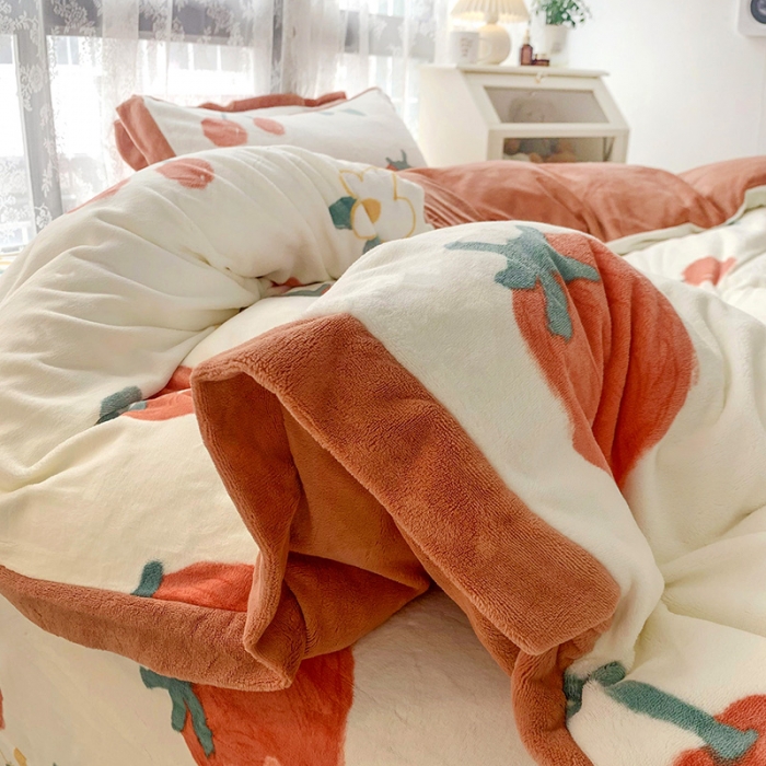 91家纺网 家纺一手货源 找家纺 金爱家 2021新款250克牛奶绒四件套 喜气洋洋白