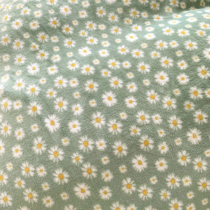 91家纺网 家纺一手货源 找家纺 金爱家 2021新款250克牛奶绒四件套 小雏菊绿