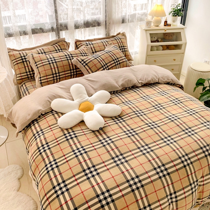 91家纺网 家纺一手货源 找家纺 金爱家 2021新款250克牛奶绒四件套 巴宝莉