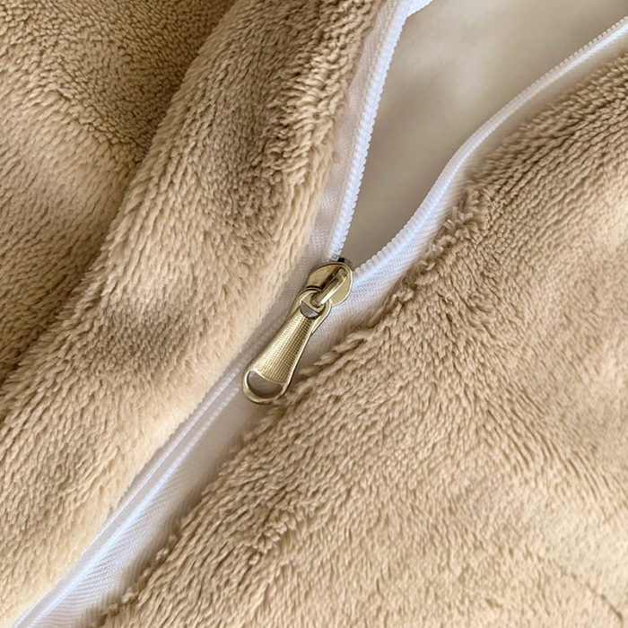 91家纺网 家纺一手货源 找家纺 金爱家 2021新款250克牛奶绒四件套 豹纹绿