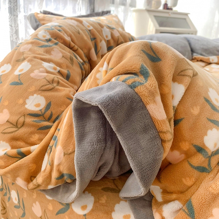 91家纺网 家纺一手货源 找家纺 金爱家 2021新款250克牛奶绒四件套 花间物语