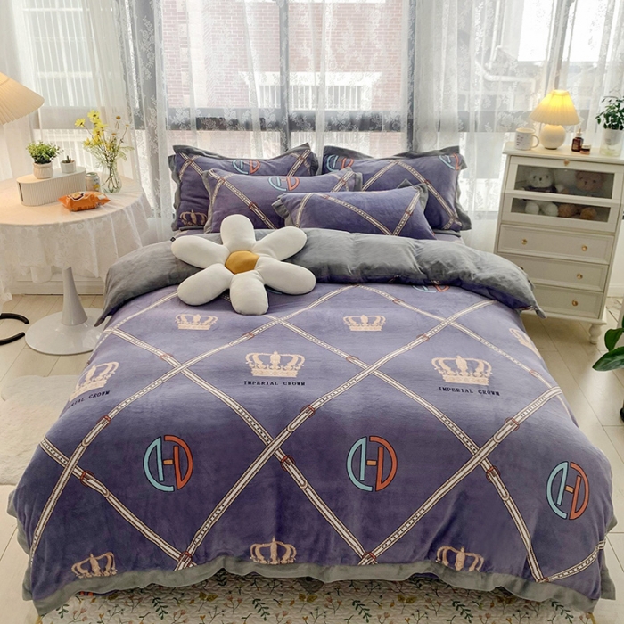 91家纺网 家纺一手货源 找家纺 金爱家 2021新款250克牛奶绒四件套 皇冠紫