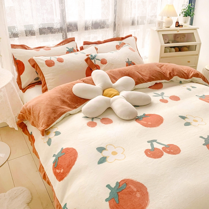 91家纺网 家纺一手货源 找家纺 金爱家 2021新款250克牛奶绒四件套 喜气洋洋白