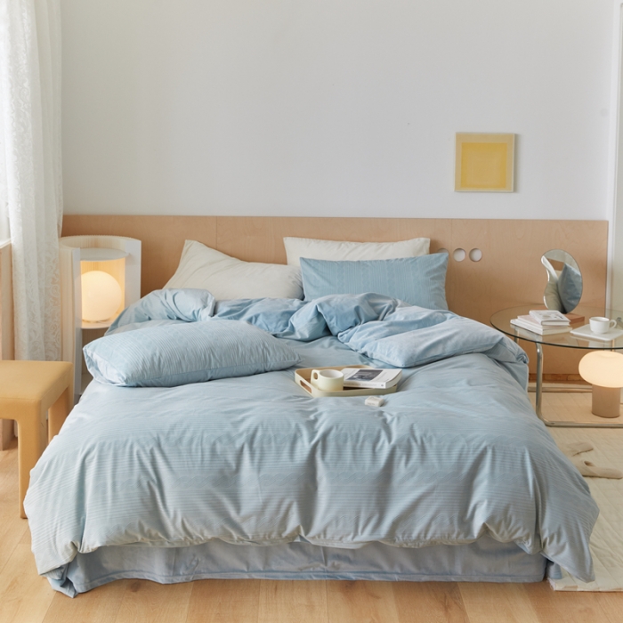 91家纺网 家纺一手货源 找家纺 梦享生活家居 2021新款麻花丽丝绒四件套 麻花水蓝