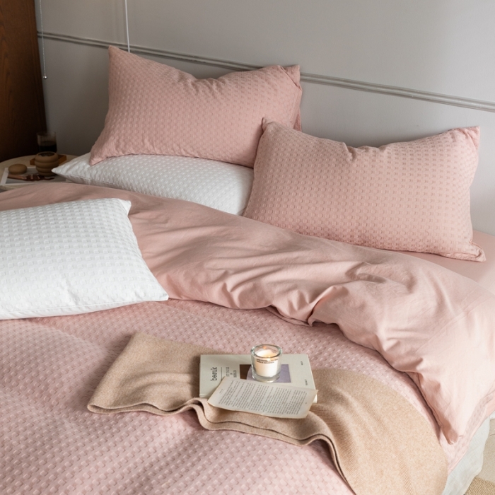 91家纺网 家纺一手货源 找家纺 梦享生活 2021新款华夫格水洗棉四件套 淡绯