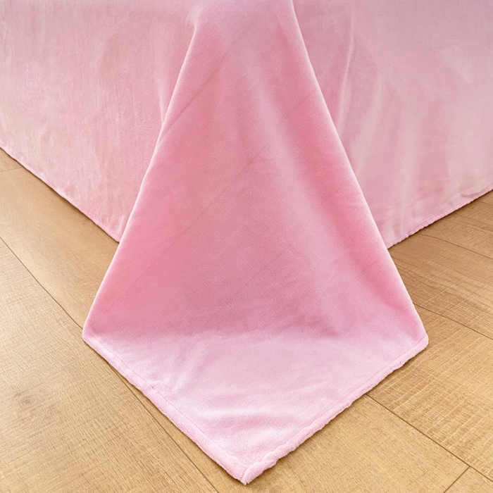 91家纺网 家纺一手货源 找家纺 安哆啦2021新款230g毛巾绣牛奶绒花边四件套小花花仙女粉