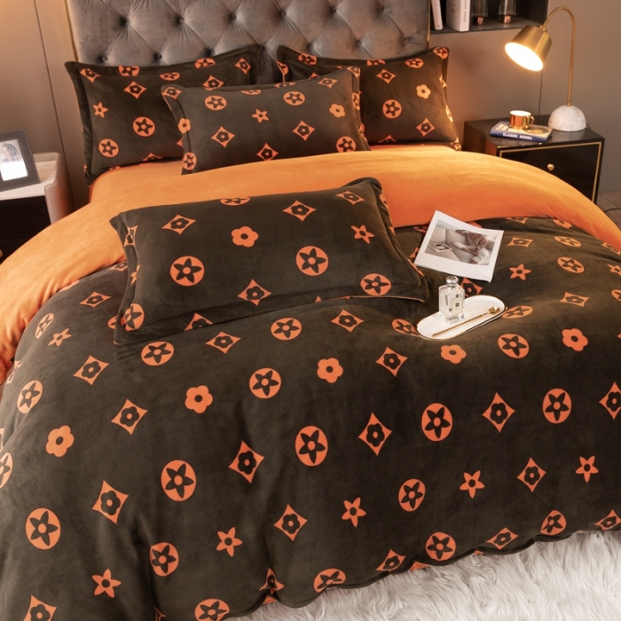 91家纺网 家纺一手货源 找家纺 上尚居 2022新款加厚保暖牛奶绒四件套 时尚经典咖