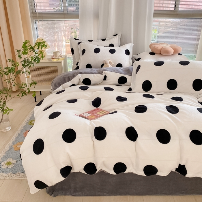 91家纺网 家纺一手货源 找家纺 上尚居 2022新款加厚保暖牛奶绒四件套 甜蜜波点