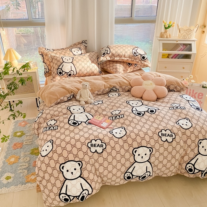 91家纺网 家纺一手货源 找家纺 上尚居 2022新款加厚保暖牛奶绒四件套 熊熊乐园咖