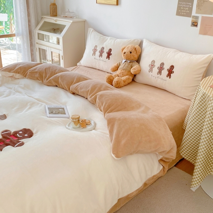 91家纺网 家纺一手货源 找家纺 星期八 2021新款圣诞款牛奶绒四件套 姜饼人