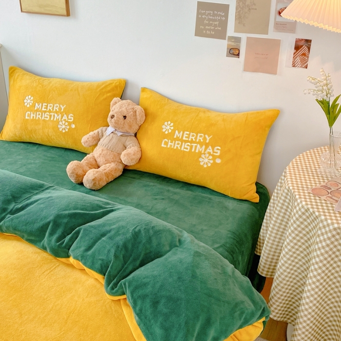 91家纺网 家纺一手货源 找家纺 星期八 2021新款圣诞款牛奶绒四件套 麋鹿