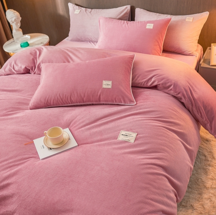 91家纺网 家纺一手货源 找家纺 秀色婴儿绒四件套冬季牛奶绒加绒双面绒被套丝诺四件套轻奢系豆沙