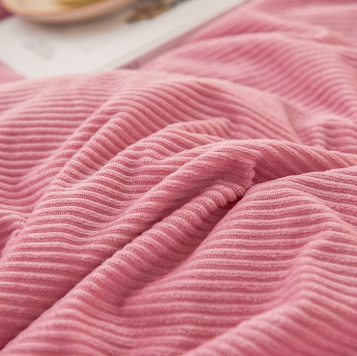 91家纺网 家纺一手货源 找家纺 秀色婴儿绒四件套冬季牛奶绒加绒双面绒被套丝诺四件套轻奢系豆沙