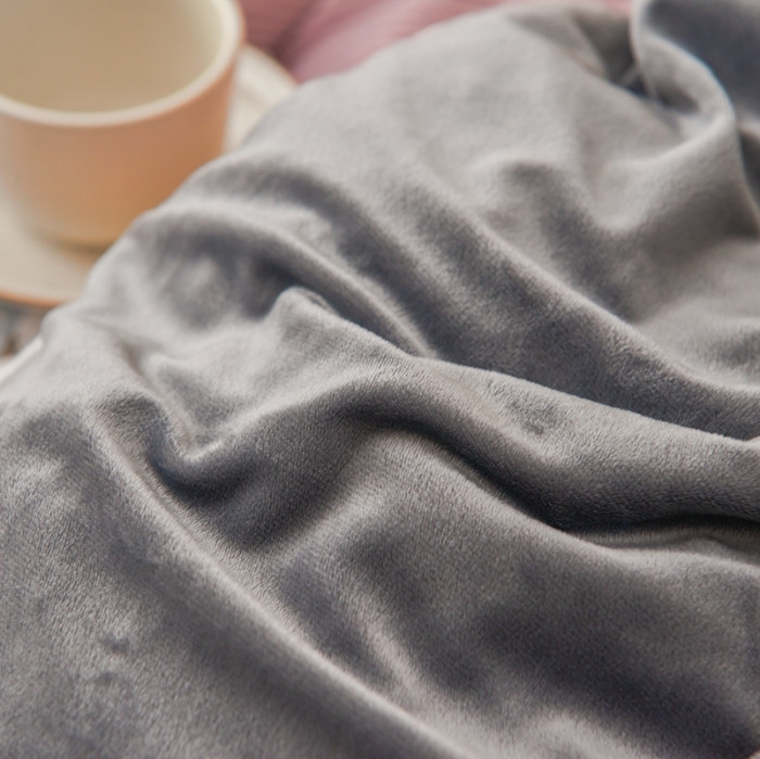 91家纺网 家纺一手货源 找家纺 秀色婴儿绒四件套冬季牛奶绒加绒双面绒被套丝诺轻奢藕粉色金属灰