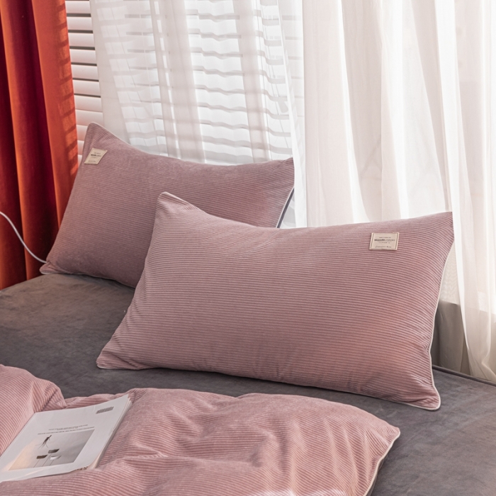 91家纺网 家纺一手货源 找家纺 秀色婴儿绒四件套冬季牛奶绒加绒双面绒被套丝诺 藕粉色+金属灰