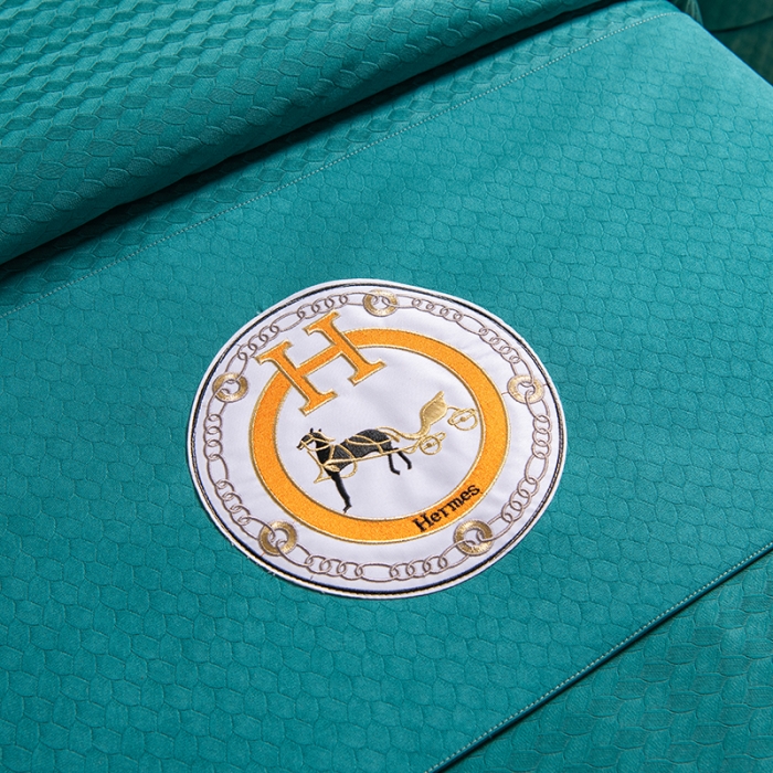 91家纺网 家纺一手货源 找家纺 不打烊家纺 2021新款焕彩尼美容床罩-银杏花开 孔雀蓝