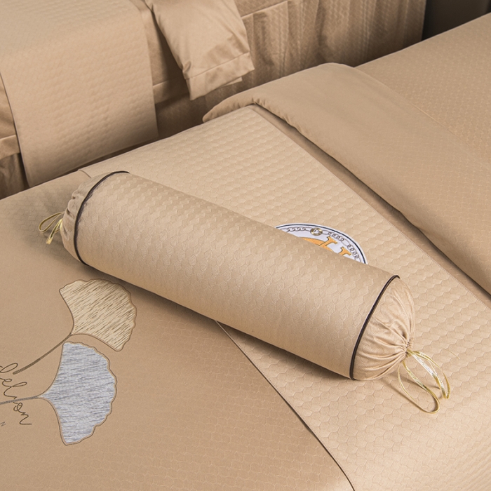 91家纺网 家纺一手货源 找家纺 不打烊家纺 2021新款焕彩尼美容床罩-银杏花开 驼色