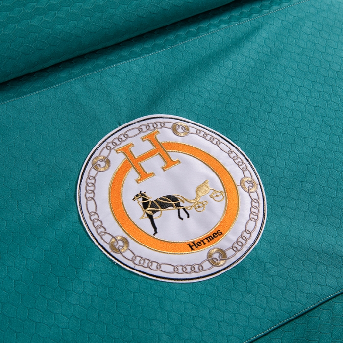 91家纺网 家纺一手货源 找家纺 不打烊家纺 2021新款焕彩尼美容床罩-银杏花开床单款 孔雀蓝