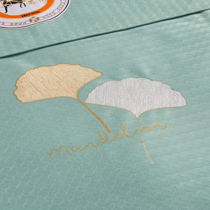 91家纺网 家纺一手货源 找家纺 不打烊家纺 2021新款焕彩尼美容床罩-银杏花开床单款 浅绿