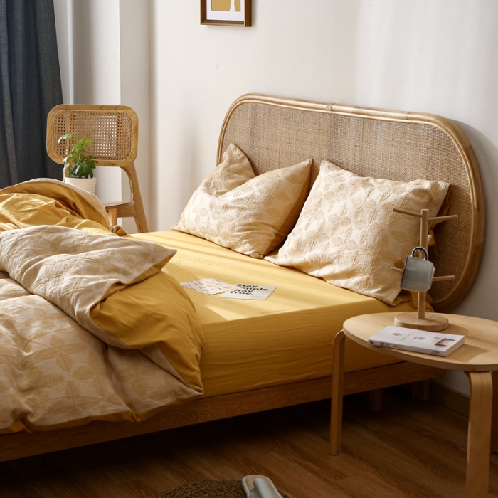 91家纺网 家纺一手货源 找家纺 安莱生活双层纱四叶草色织大提花蝴蝶结工艺款四件套纱姜黄幸运草