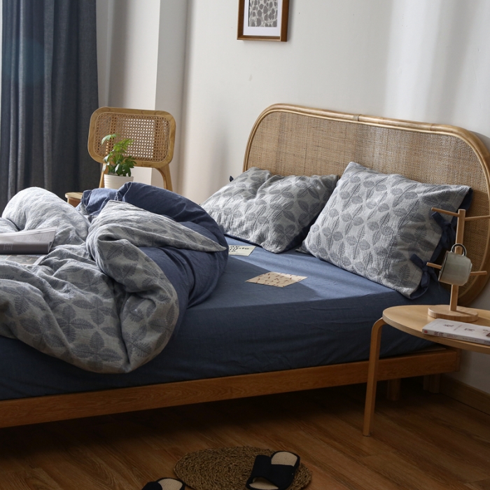 91家纺网 家纺一手货源 找家纺 安莱生活双层纱四叶草色织大提花蝴蝶结工艺款四件套 深蓝幸运草