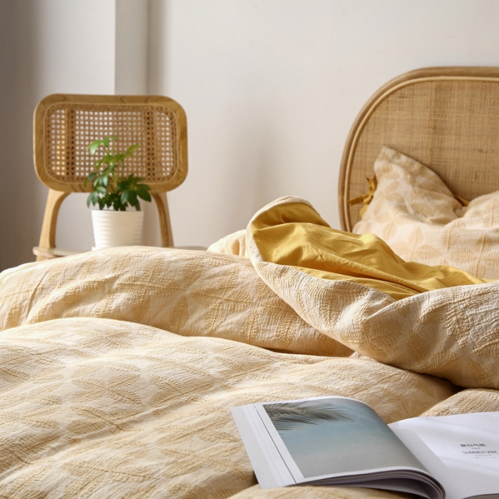 91家纺网 家纺一手货源 找家纺 总安莱生活  新款双层纱四叶草色织大提花蝴蝶结工艺款四件套