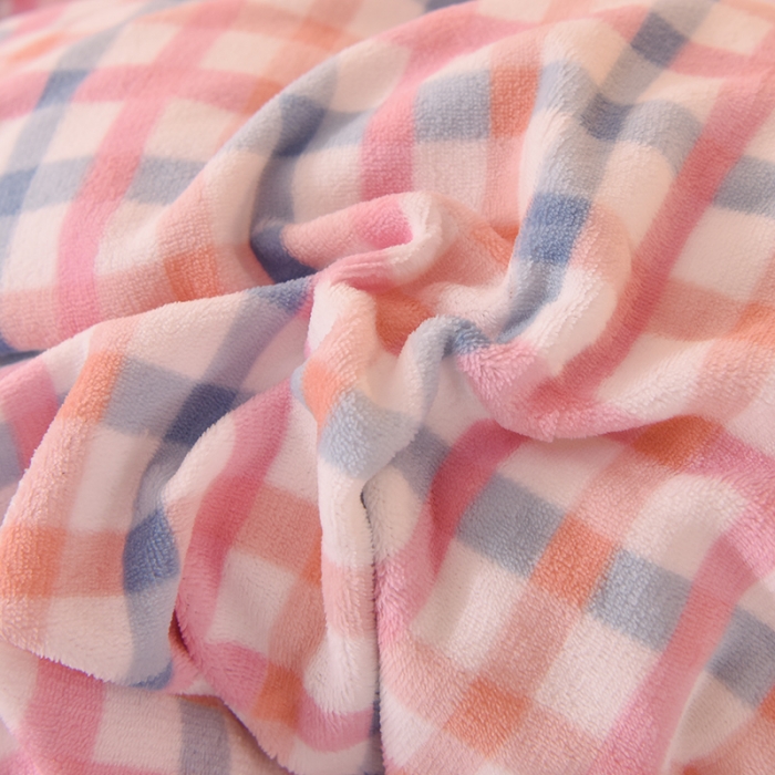 91家纺网 家纺一手货源 找家纺 欧冠家纺 2021新款保暖牛奶绒单被套 粉-格子