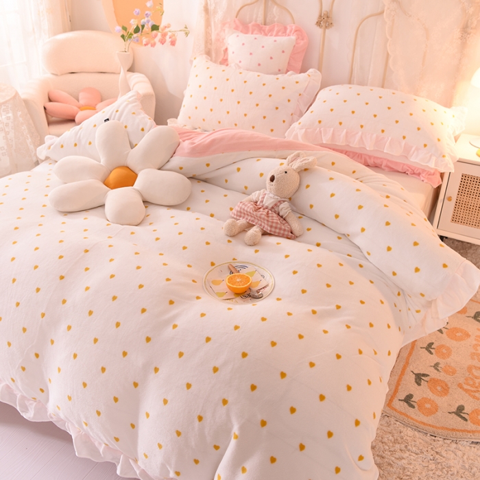 91家纺网 家纺一手货源 找家纺 欧冠家纺 2021新款保暖牛奶绒单被套 黄-爱心