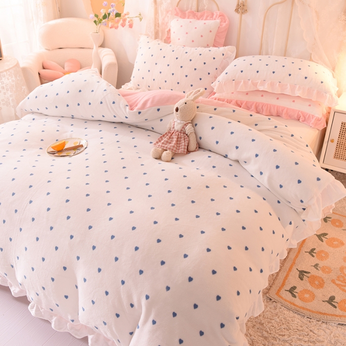 91家纺网 家纺一手货源 找家纺 欧冠家纺 2021新款保暖牛奶绒单被套 蓝-爱心
