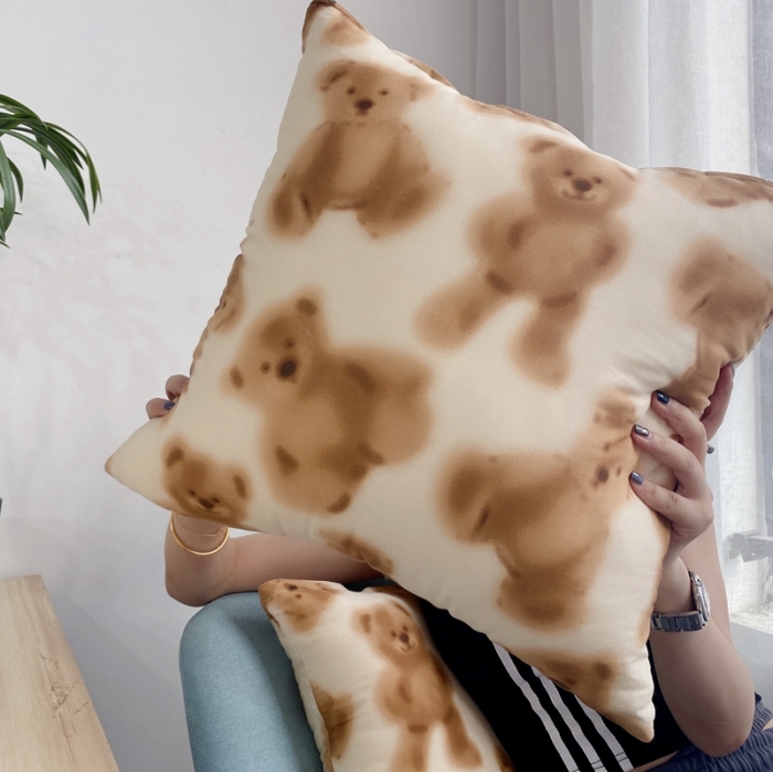 91家纺网 家纺一手货源 找家纺 （总）伟邦 2021新款高档全棉小熊抱枕