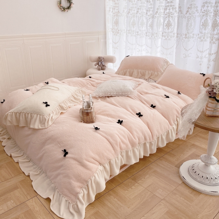 91家纺网 家纺一手货源 找家纺 玛奇朵 2021秋冬新款240克进口泰迪绒四件套-仙朵 粉