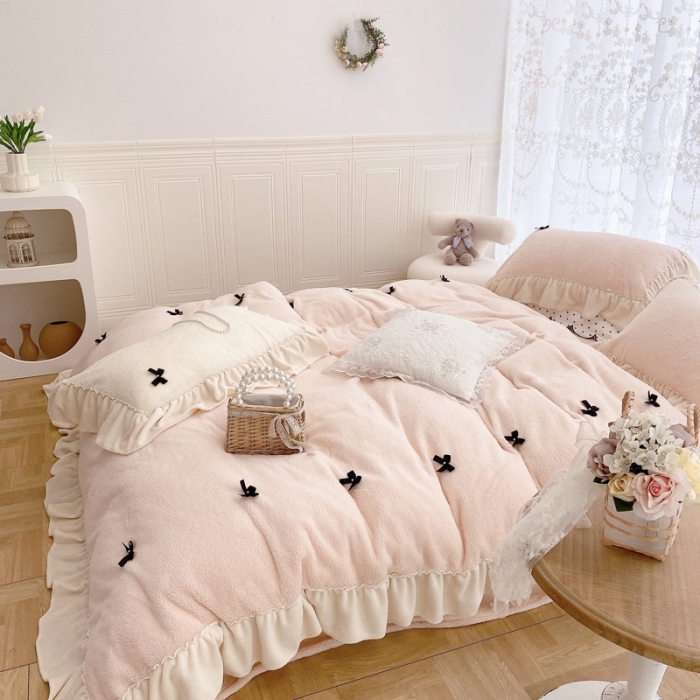 91家纺网 家纺一手货源 找家纺 玛奇朵 2021秋冬新款240克进口泰迪绒四件套-仙朵 粉